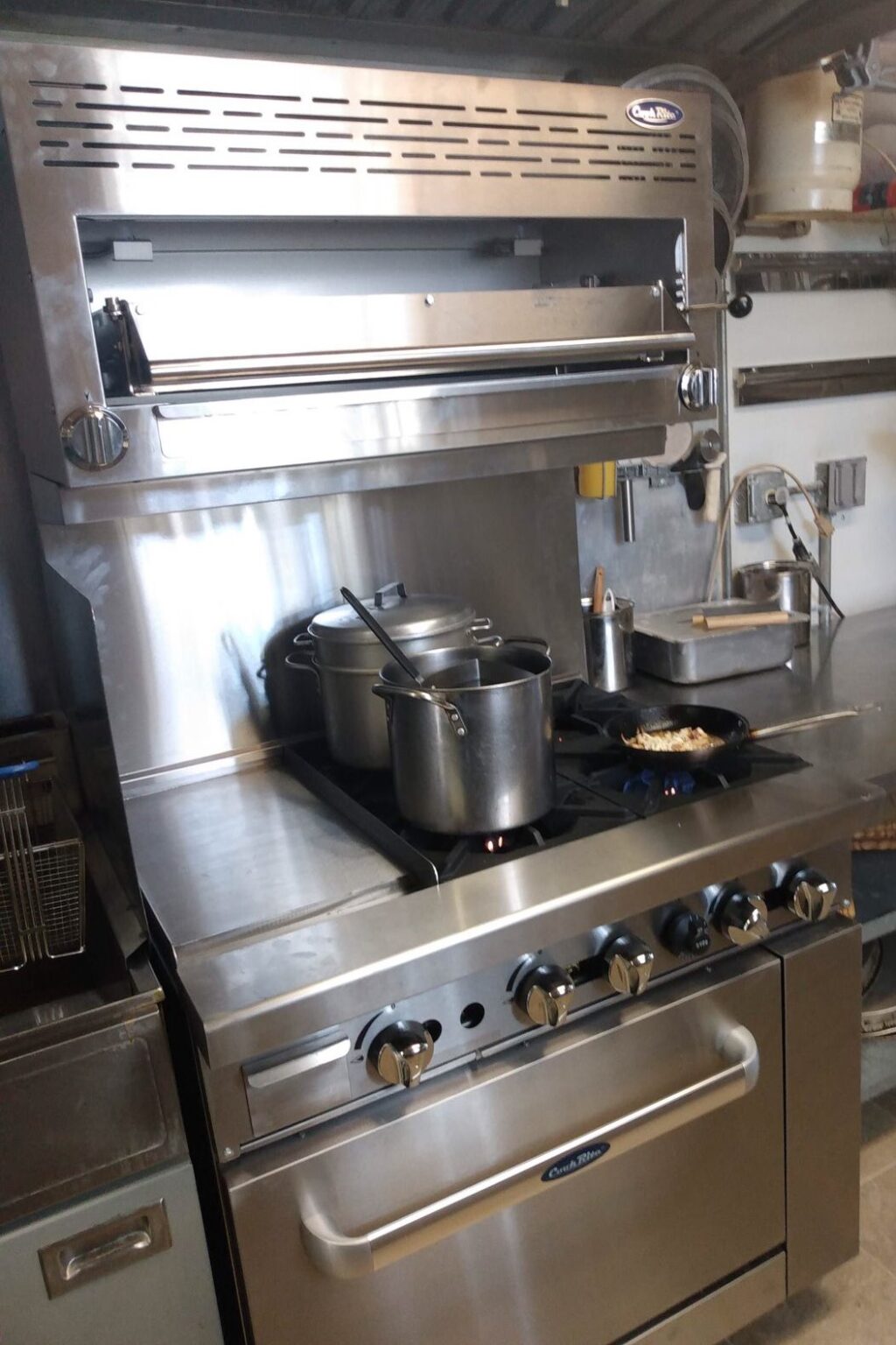 New 36" Range 12" Griddle 4 Burners 1 Full Oven Stove Salamander Top